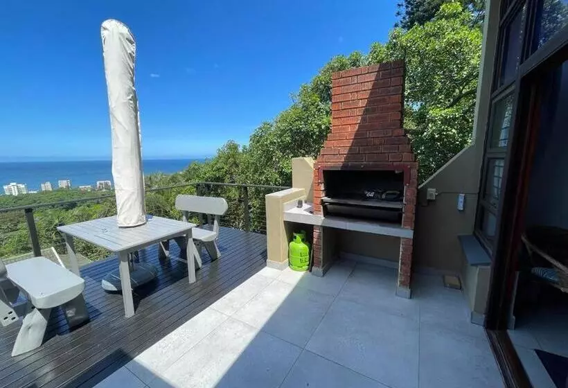 ペンション Billfish Apartments