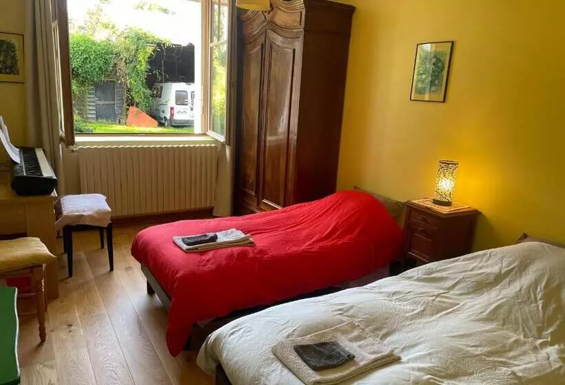 Aamiaismajoitus (B&B) Ferme Des Trois Poiriers, Teloché