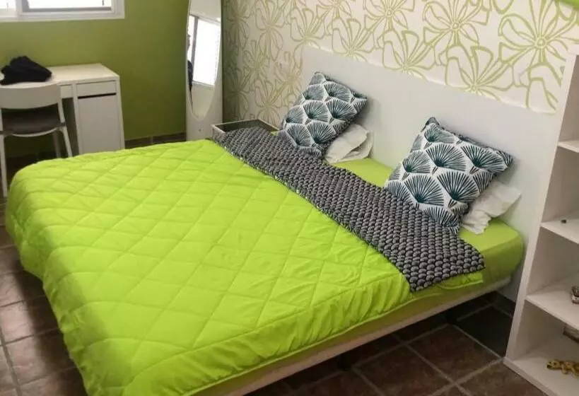 ベッドアンドブレックファースト Maravisa