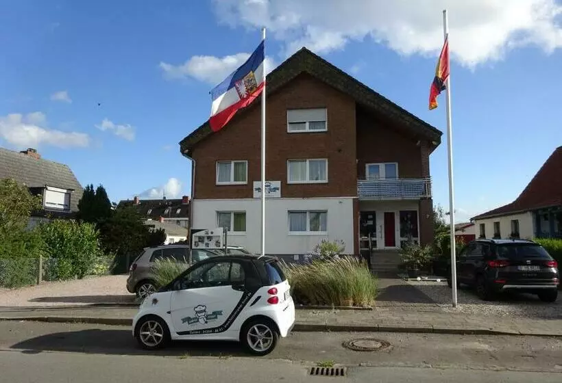 ベッドアンドブレックファースト Miramar