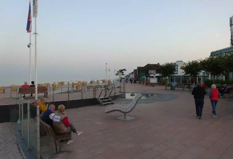 ベッドアンドブレックファースト Miramar