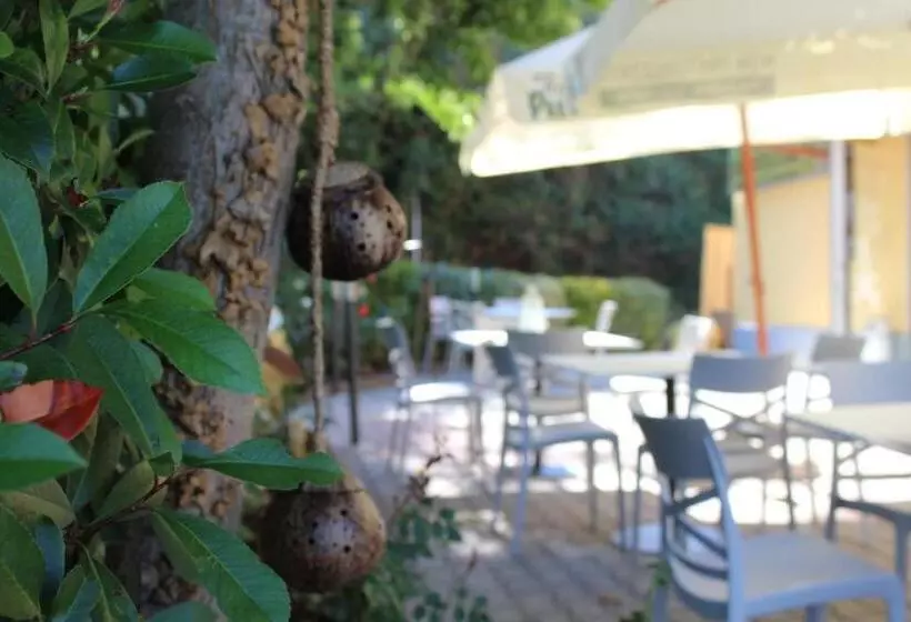ホテル La Locanda Di Montecatone