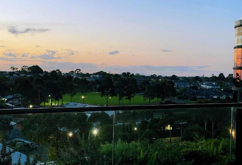 Skygarden Luxury Condo