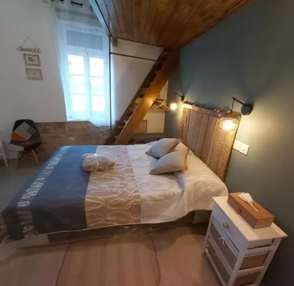 هاستل Magdalene S City House Inn