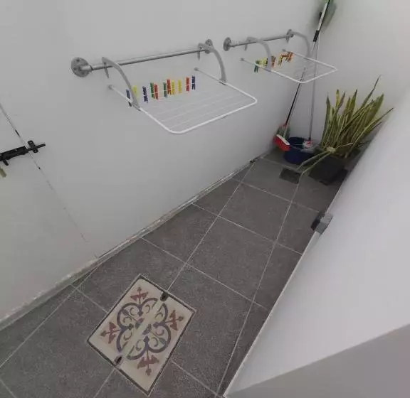 هاستل Magdalene S City House Inn