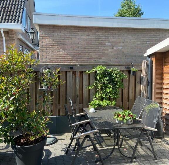 Bed and Breakfast De Drechtstee