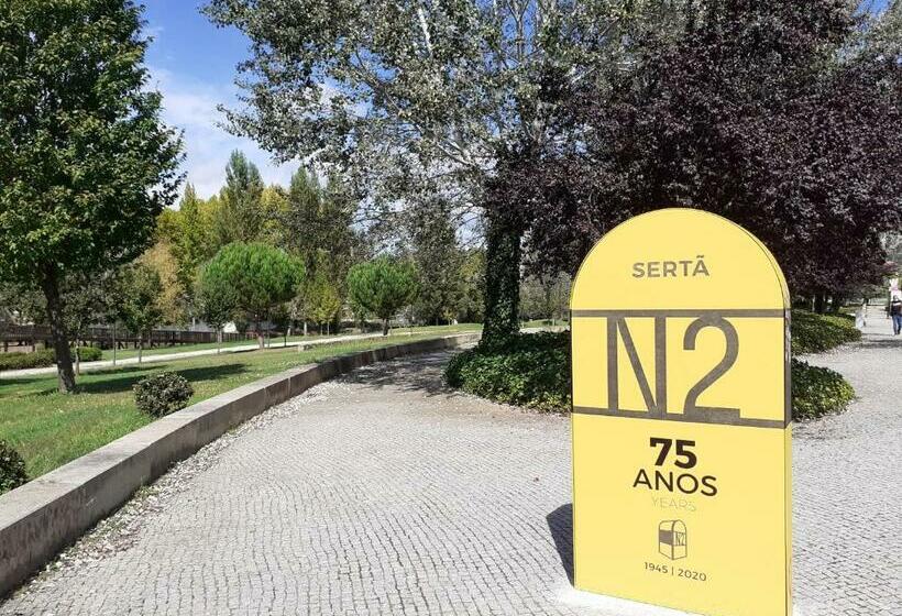 پانسیون Largo Da Fonte