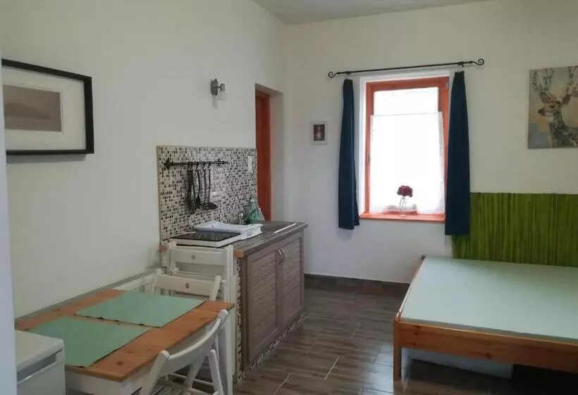 Majatalo Négy Tücsök Vendégház