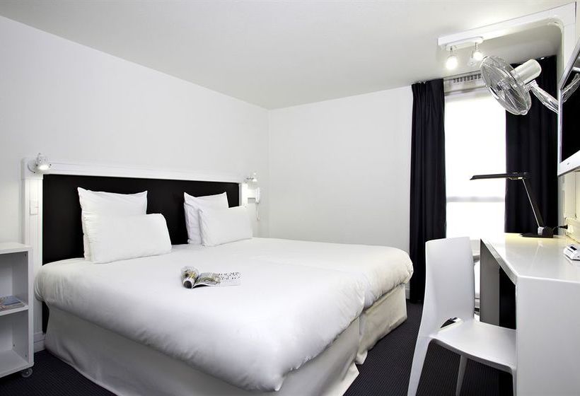 酒店 Sure  Bordeaux Aeroport