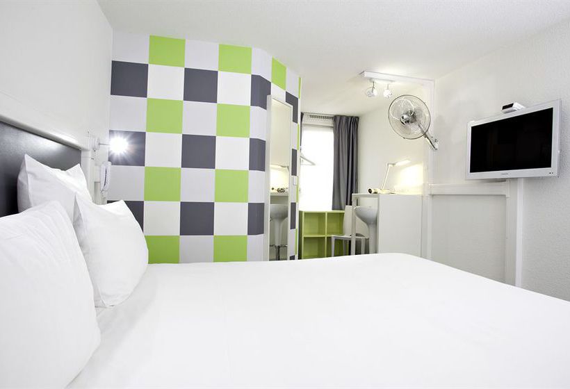 酒店 Sure  Bordeaux Aeroport