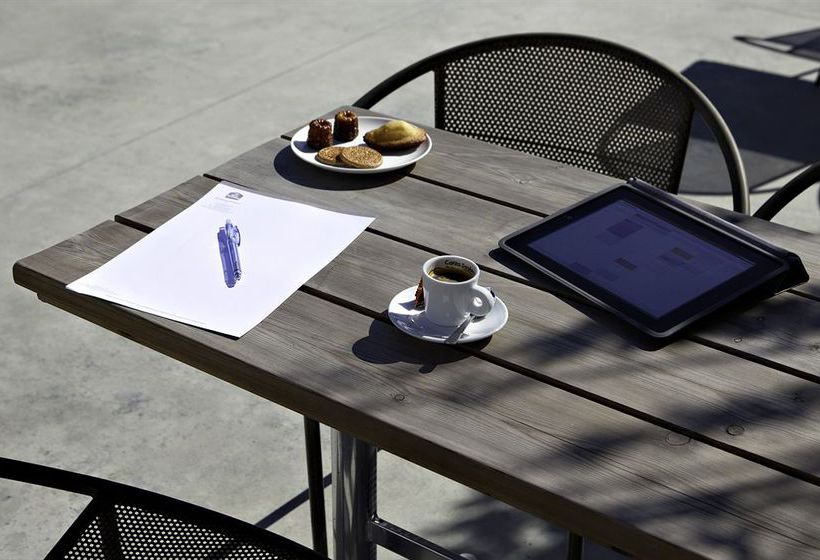 酒店 Sure  Bordeaux Aeroport