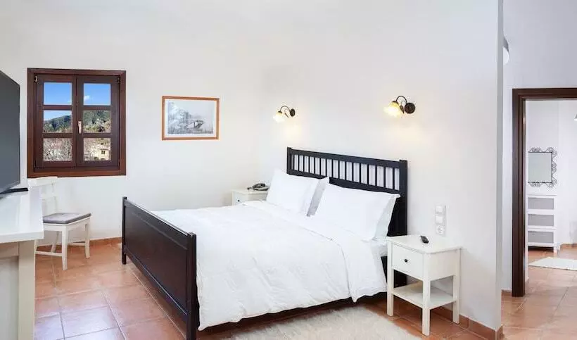 Erofili Hotel And Suites