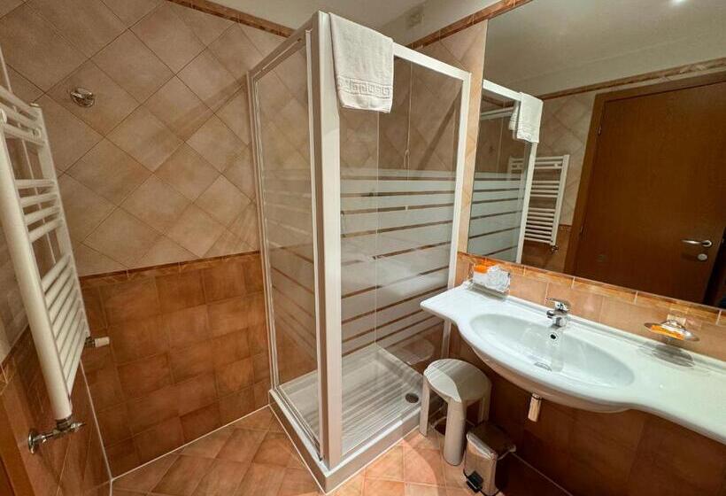 בית מלון כפרי Euro