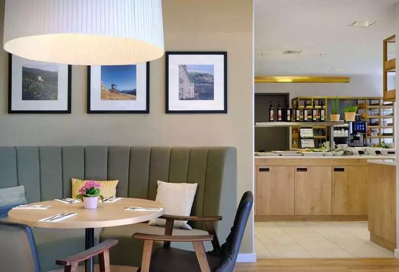 هتل Hilton Garden Inn Innsbruck Tivoli