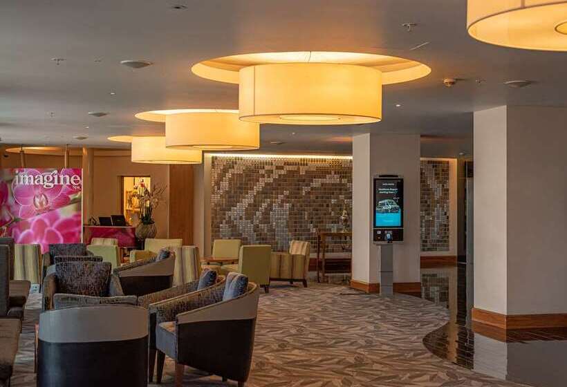 酒店 Hilton London Heathrow Airport Terminal 5