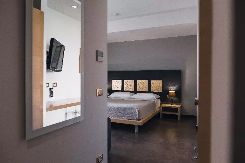 هتل Modica Palace