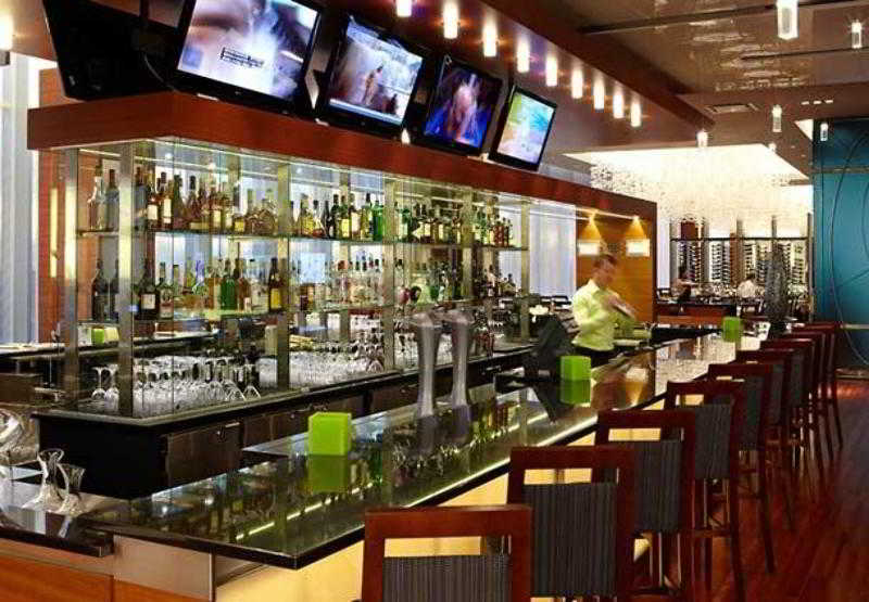 فندق Marriott Montreal Airport In Terminal