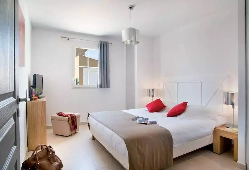 Lagrange Vacances Le Clos Savornin