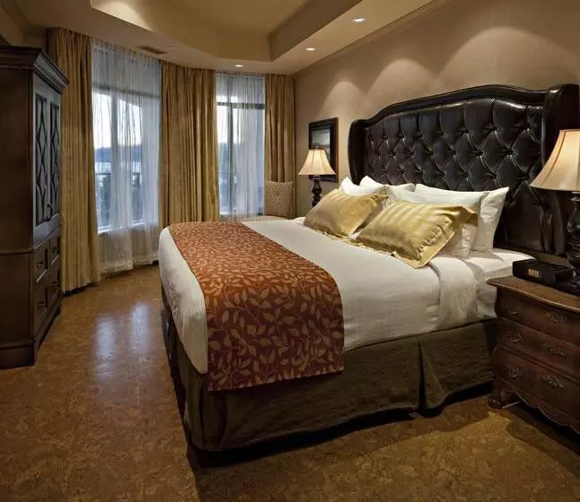 The Royal Kelowna Bellstar Hotels & Resorts