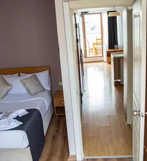 Three Apples Suites And