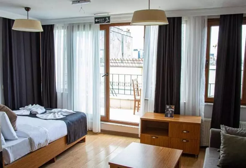 Three Apples Suites And