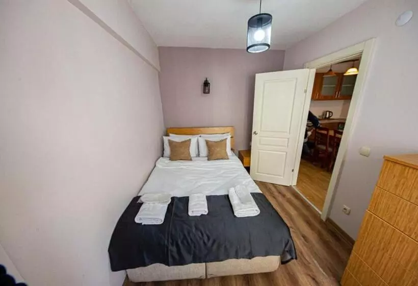 Three Apples Suites And