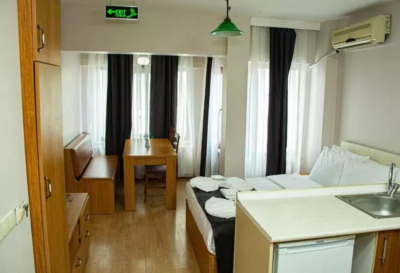 Three Apples Suites And