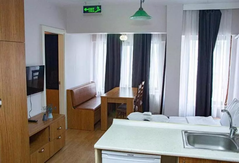 Three Apples Suites And