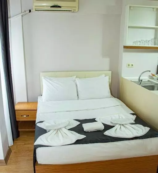 Three Apples Suites And