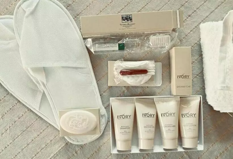 تختخواب و صبحانه Madame Canard