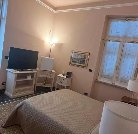 مبيت وإفطار Villa Mirosa