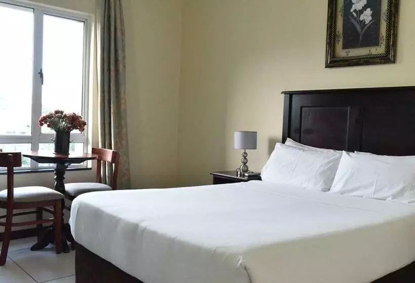 هتل Regal Inn Pmburg