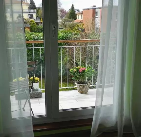 Ninas B&b Exklusiv Für Frauen