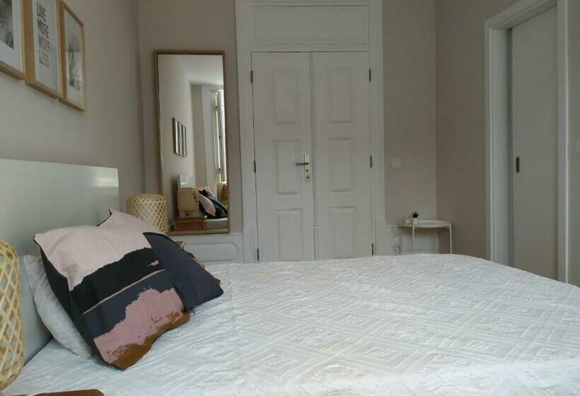 هاستل Entresocalcos