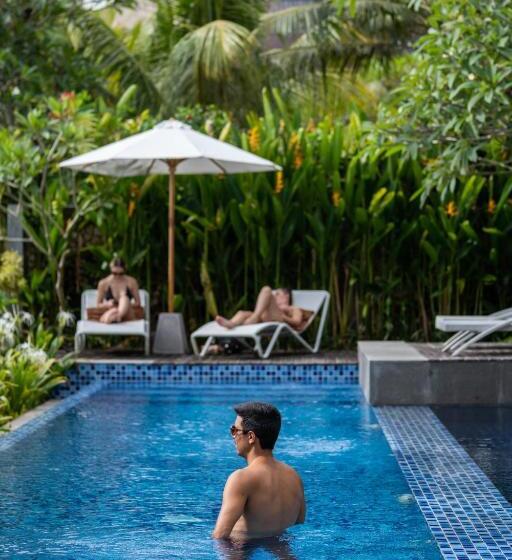 ホテル Amantrana Canggu