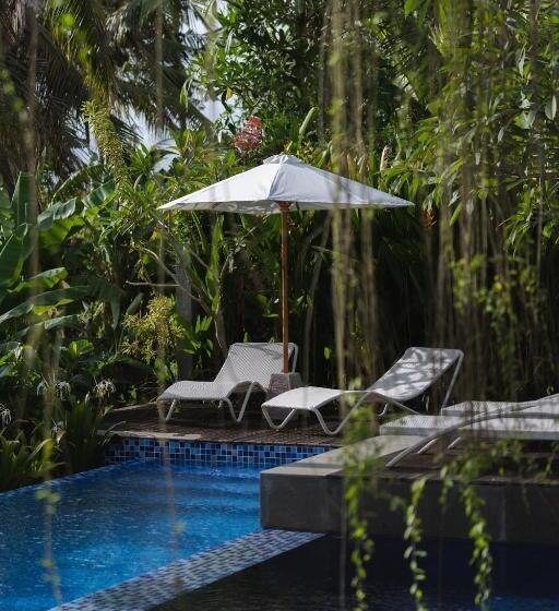 ホテル Amantrana Canggu