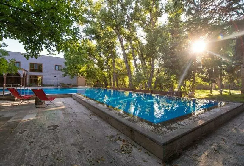 هتل Sunolus Vineyardhouse