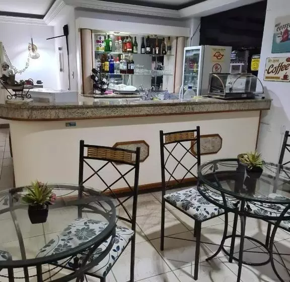 Hotelli Vitoria Garden