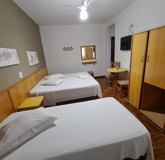 Hotel Vitoria Garden