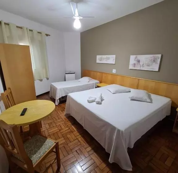 Hotelli Vitoria Garden