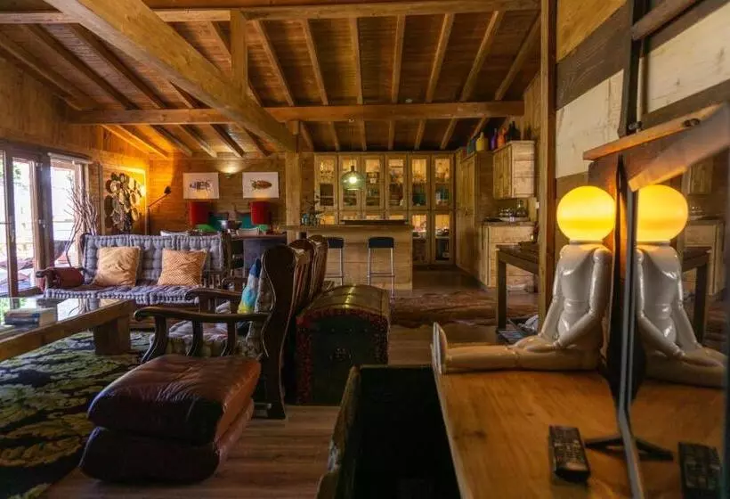 ベッドアンドブレックファースト Casa Da Almoinha