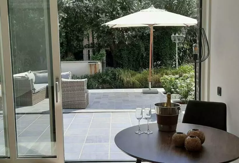 Aamiaismajoitus (B&B) Rêveries