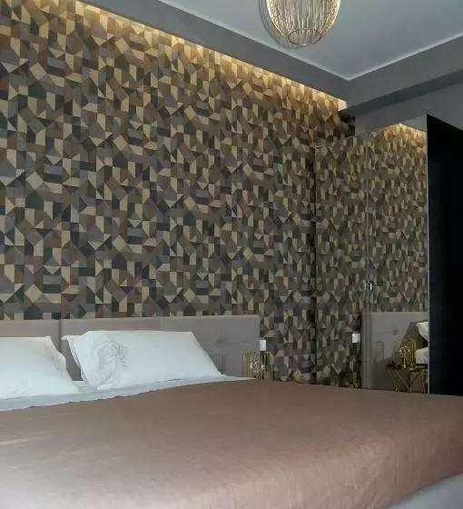 پانسیون Domus Suite