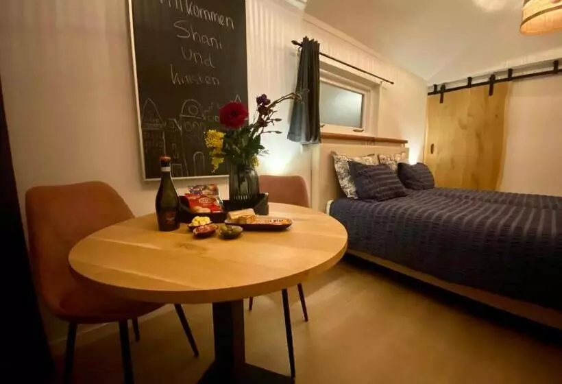 Majatalo Style Gardenhouse Zwanenburg Near Amsterdam, Haarlem, Zandvoort