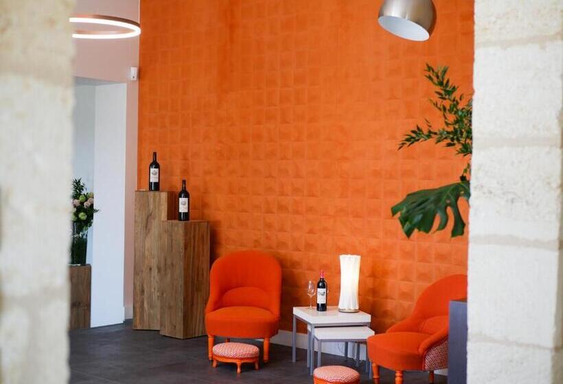 تختخواب و صبحانه Clos Des Jacobins