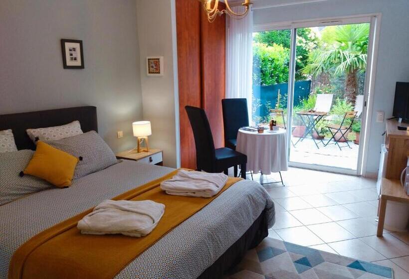 Bed and Breakfast Fleurs De Cosmos