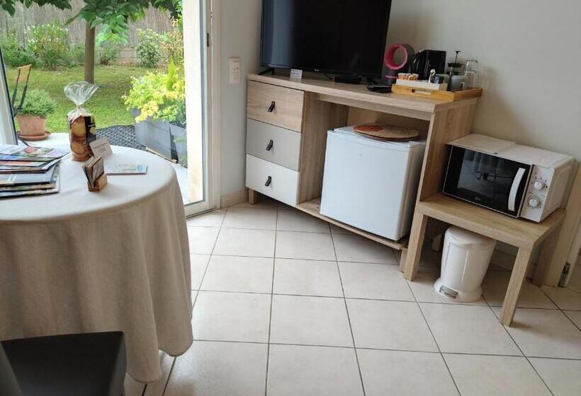 Bed and Breakfast Fleurs De Cosmos