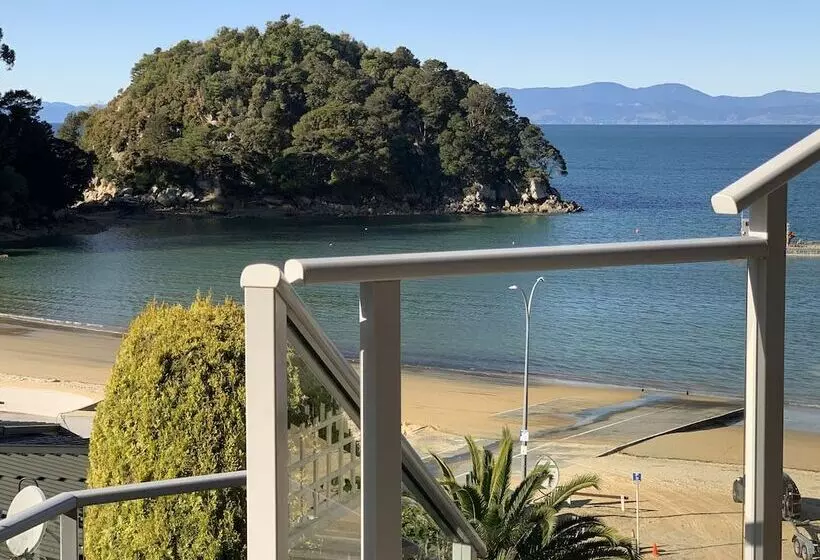 Aamiaismajoitus (B&B) Kaiteriteri Retreat