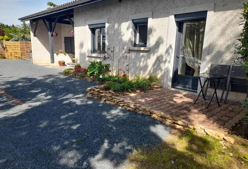 مبيت وإفطار La Maison Du Bonheur