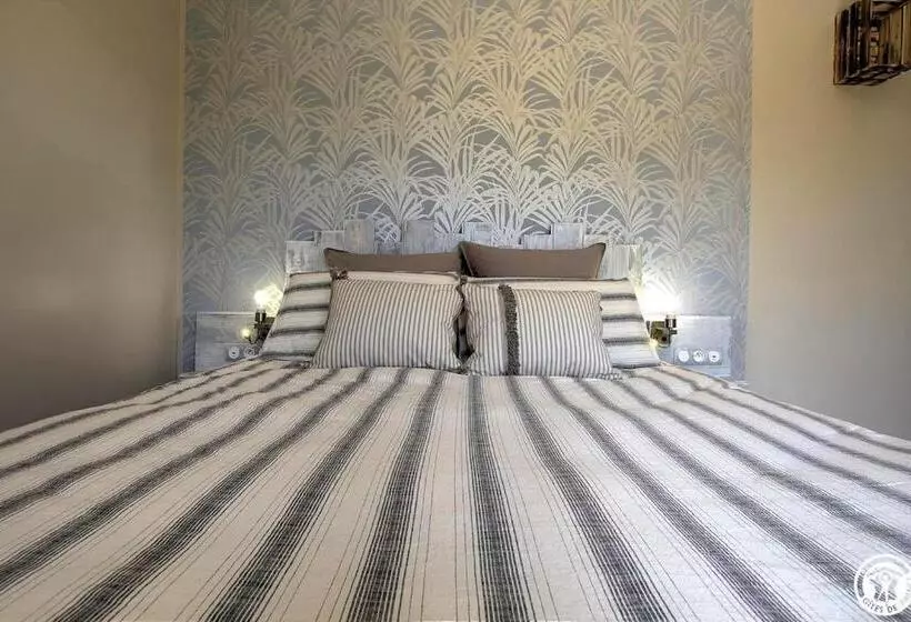 Aamiaismajoitus (B&B) La Maison Du Bonheur